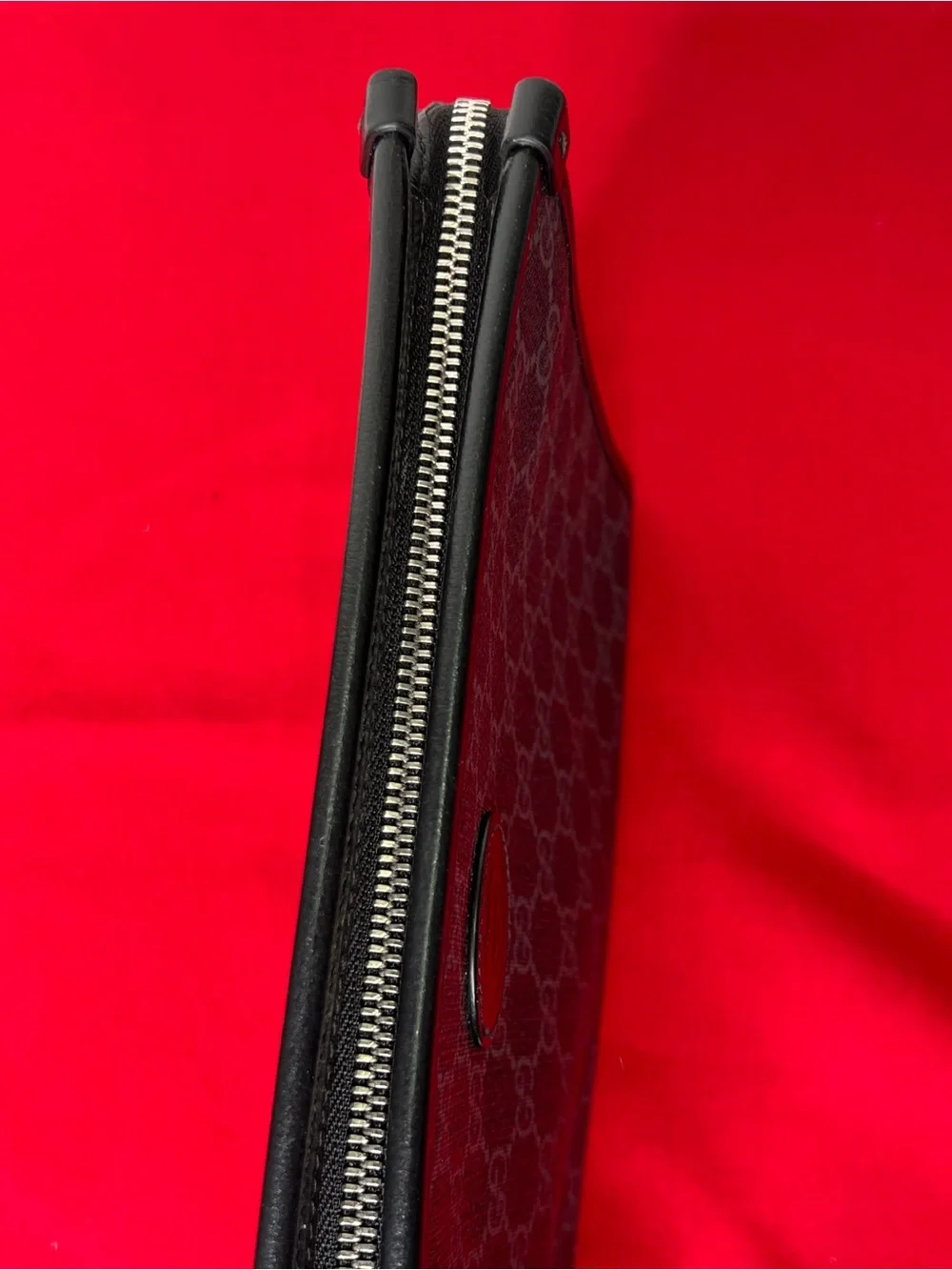 Gucci Beauty Case with Interlocking G Black GG Supreme Toiletry Pouch Leather